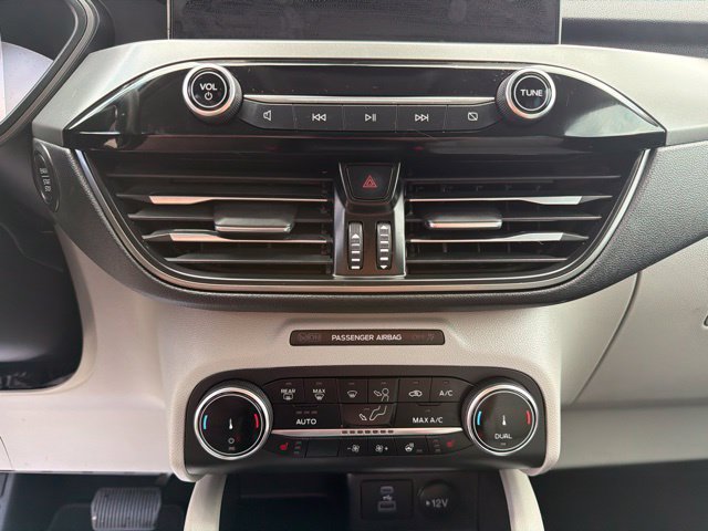 Used 2023 Ford Escape Active AWD/4WD image 23