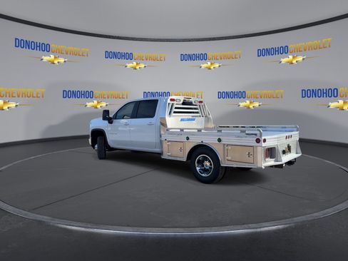 New 2026 Chevrolet Silverado 3500 LT w/ Convenience Package image 6