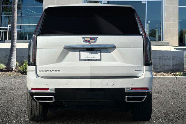 Certified 2025 Cadillac Escalade ESV Premium Luxury Platinum AWD/4WD image 4