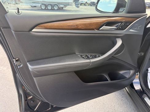 Used 2019 BMW X3 sDrive30i w/ Premium Package RWD image 8