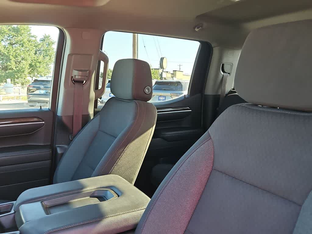 Used 2023 Chevrolet Silverado 1500 LT AWD/4WD image 15