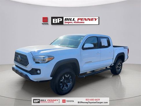 Used 2019 Toyota Tacoma TRD Off-Road image 1