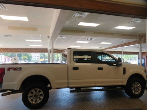 Used 2020 Ford F250 XL w/ STX Appearance Package AWD/4WD image 66