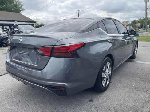 Used 2022 Nissan Altima 2.5 S FWD image 5