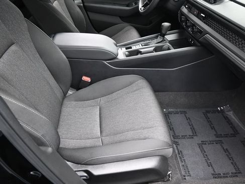Used 2025 Honda Accord SE image 43