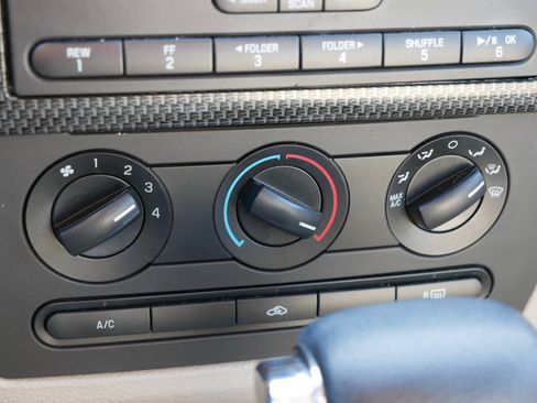 Used 2009 Ford Fusion SE image 23