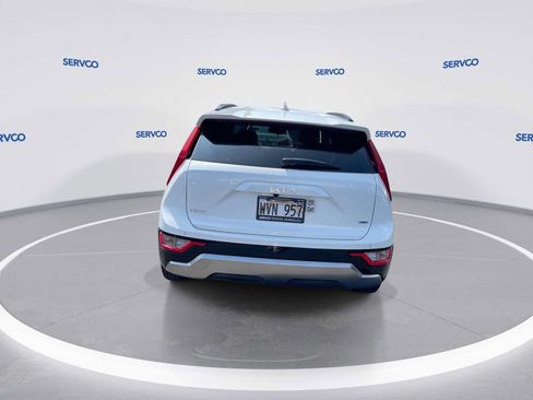 Used 2023 Kia Niro FWD image 7
