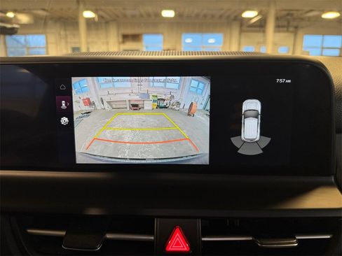 Certified 2025 Kia Seltos EX image 18