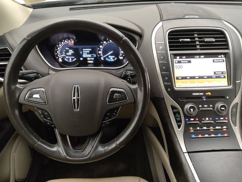 Used 2017 Lincoln MKX Reserve w/ Lincoln MKX Climate Package AWD/4WD image 22