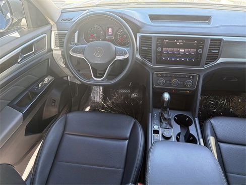 Used 2021 Volkswagen Atlas SE image 23