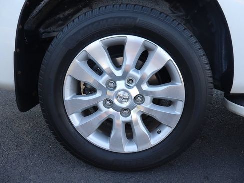 Used 2016 Toyota Sequoia Platinum AWD/4WD image 46