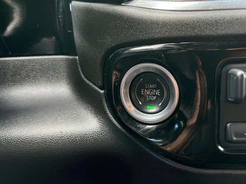 Used 2024 Chevrolet Silverado 2500 LT image 18