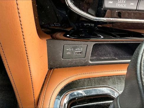 Used 2021 INFINITI QX80 Sensory w/ All-Season Package image 33