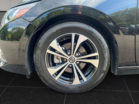 Used 2023 Nissan Sentra SV FWD image 9
