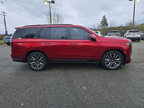 Used 2021 Cadillac Escalade Sport w/ Driver Assist Tech Package image 7