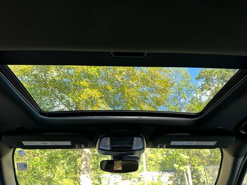 Used 2024 Dodge Durango GT image 24