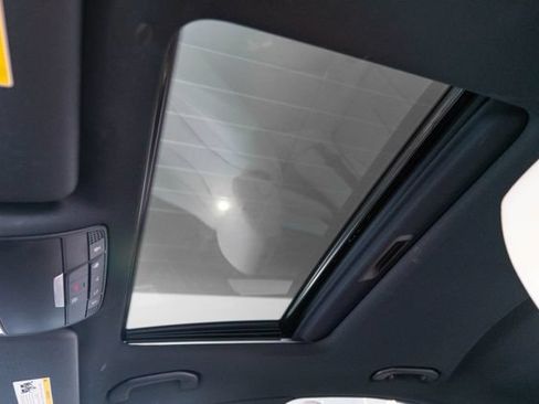 Certified 2022 Mercedes-Benz E 350 4MATIC Sedan image 20