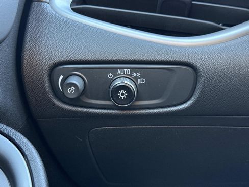 Used 2024 Chevrolet Malibu LT image 18