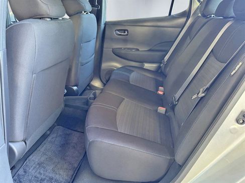 Used 2024 Nissan Leaf S image 20