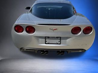Used 2005 Chevrolet Corvette Coupe w/ Preferred Equipment Group RWD video 4