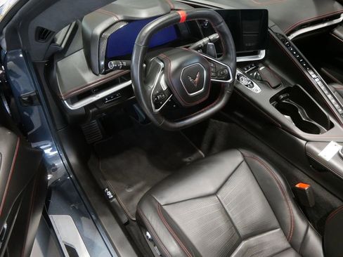 Used 2021 Chevrolet Corvette Stingray Premium Conv w/ Z51 Performance Package RWD image 14