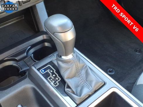 Used 2021 Toyota Tacoma TRD Sport image 17