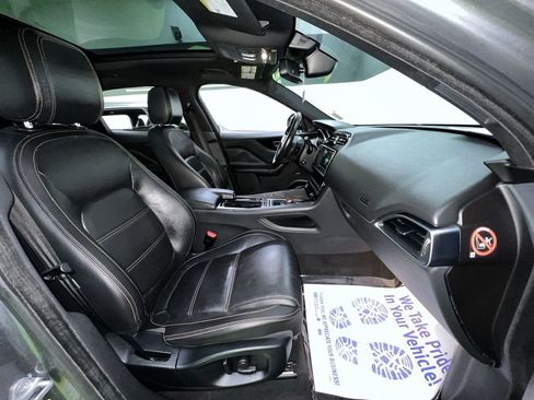 Used 2018 Jaguar F-PACE Prestige AWD/4WD image 29