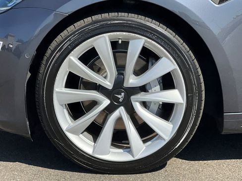 Used 2018 Tesla Model 3 AWD/4WD image 28