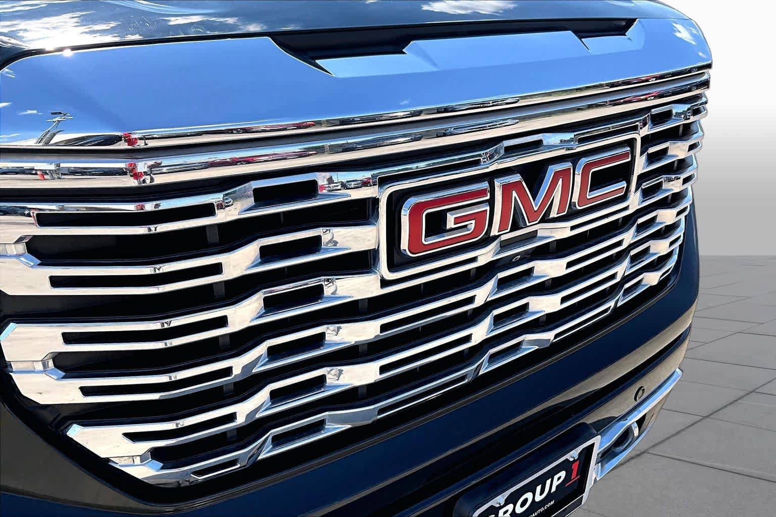 Used 2022 GMC Sierra 1500 Denali w/ Denali Reserve Package RWD image 30