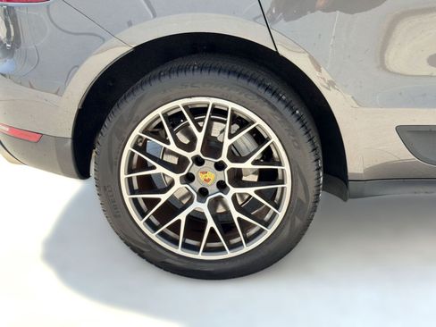 Used 2016 Porsche Macan S AWD/4WD image 12