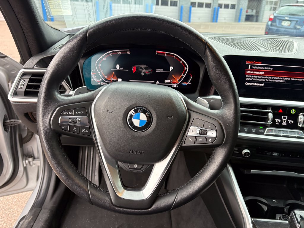 Used 2019 BMW 330i xDrive Sedan w/ Driving Assistance Package AWD/4WD image 21