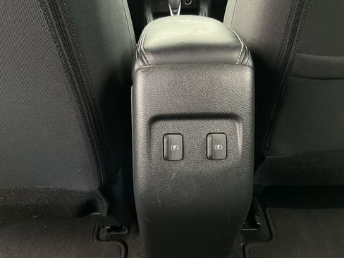 Used 2024 Nissan Kicks SV image 18