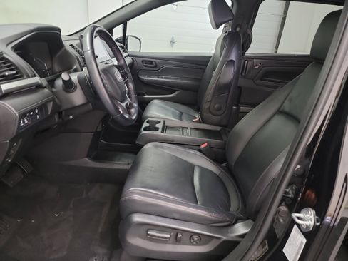 Certified 2023 Honda Odyssey Sport image 12