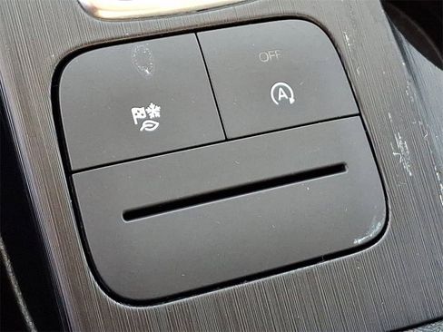 Certified 2022 Ford Escape SEL image 25