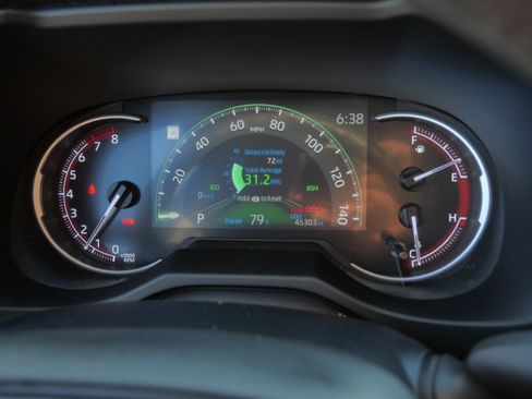 Certified 2024 Toyota RAV4 LE AWD/4WD image 22
