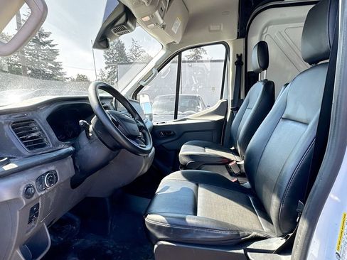 Used 2024 Ford Transit 250 148 Medium Roof Extended AWD image 10