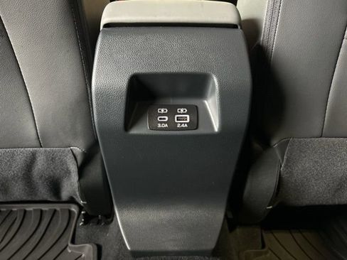 Used 2024 Subaru Crosstrek 2.0i Premium AWD/4WD image 26