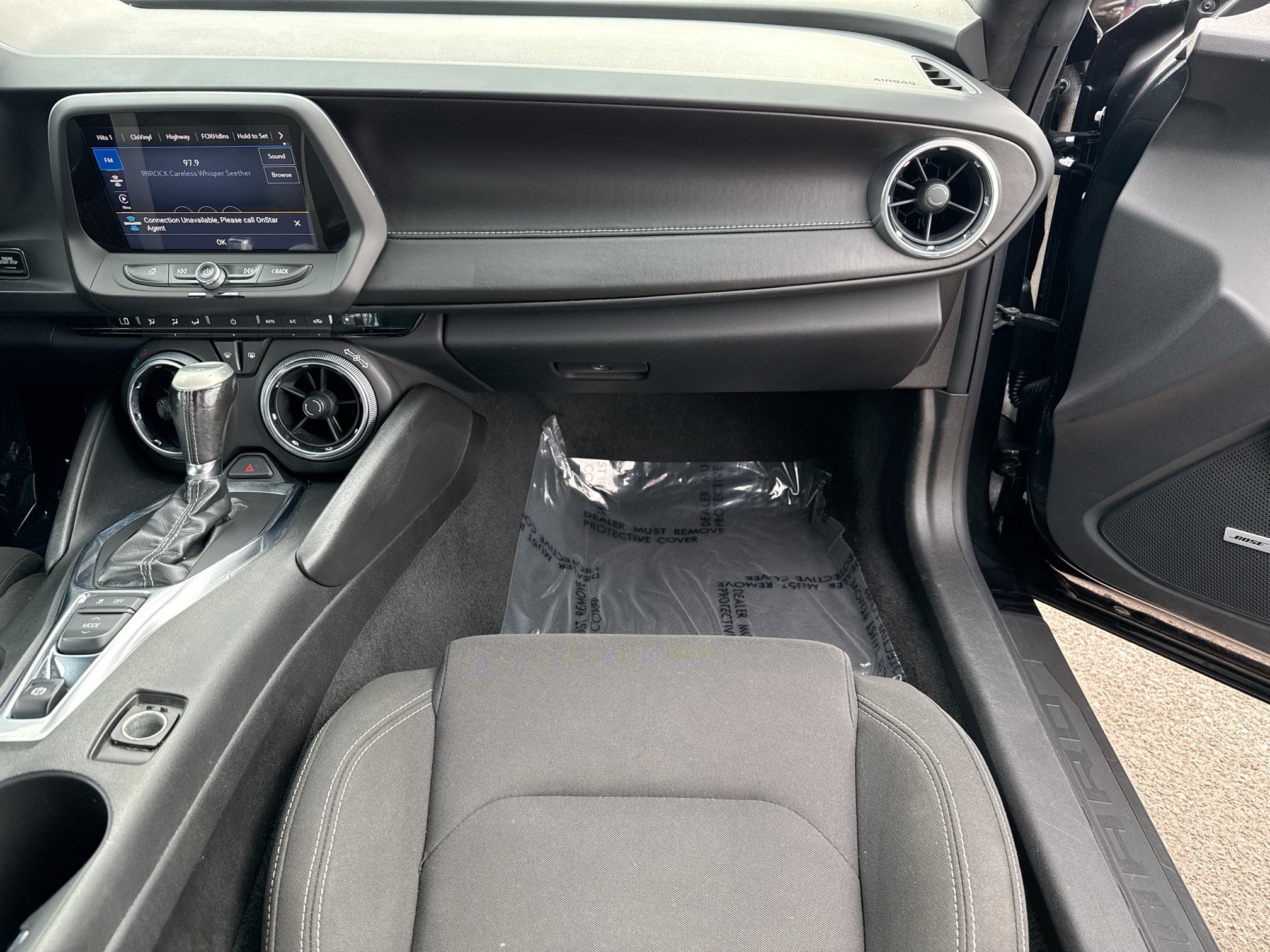 Used 2021 Chevrolet Camaro LT w/ Technology Package RWD image 16