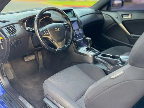 Used 2013 Hyundai Genesis 2.0T RWD image 37