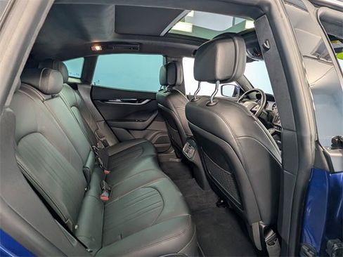 Used 2022 Maserati Levante Modena image 16