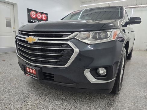 Used 2021 Chevrolet Traverse LT FWD image 8