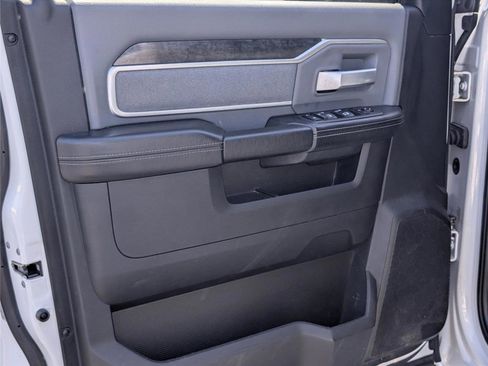 Used 2021 RAM 2500 Big Horn w/ Level 1 Equipment Group image 15