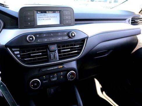 Used 2022 Ford Escape S image 16