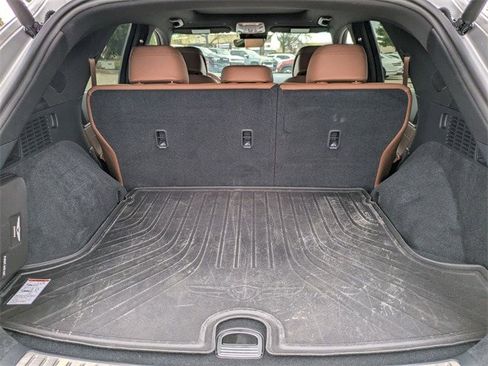 Used 2026 Genesis GV70 2.5T Advanced image 16