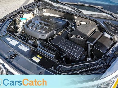 Used 2018 Volkswagen Passat 2.0T SE FWD image 39