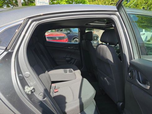 Used 2019 Honda Civic EX image 11
