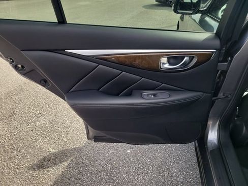 Used 2019 INFINITI Q50 Luxe w/ Essential Package (3.0T Luxe) RWD image 11