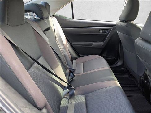 Used 2019 Toyota Corolla LE image 16