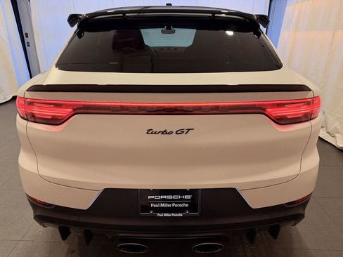 Certified 2022 Porsche Cayenne Turbo GT AWD/4WD image 8