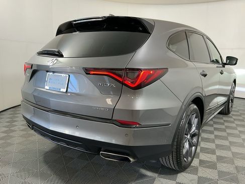 Used 2023 Acura MDX A-Spec image 5